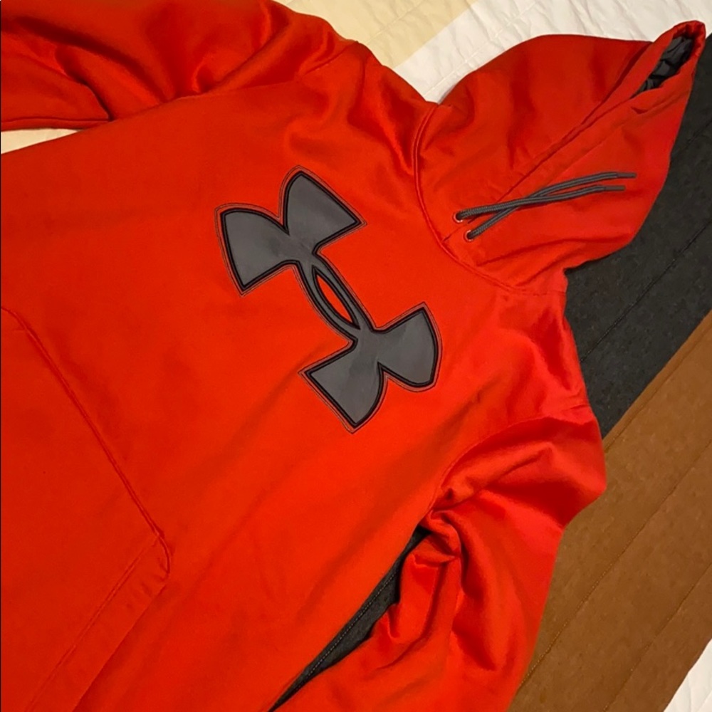 Men’s Under Armour Hoodie